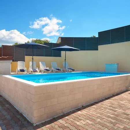 Alisa Villa Trogir